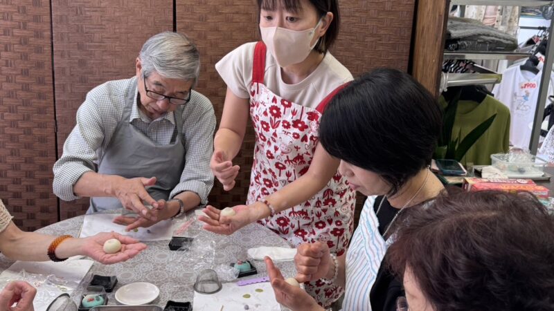 光明塾　特別講座「和菓子　ねりきり体験」
