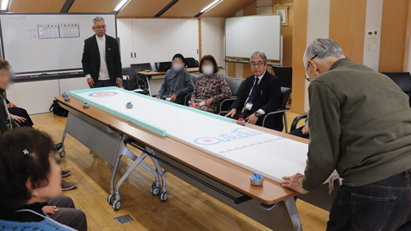 光明塾　屋内講座「みんなで楽しく！カーレット体験」